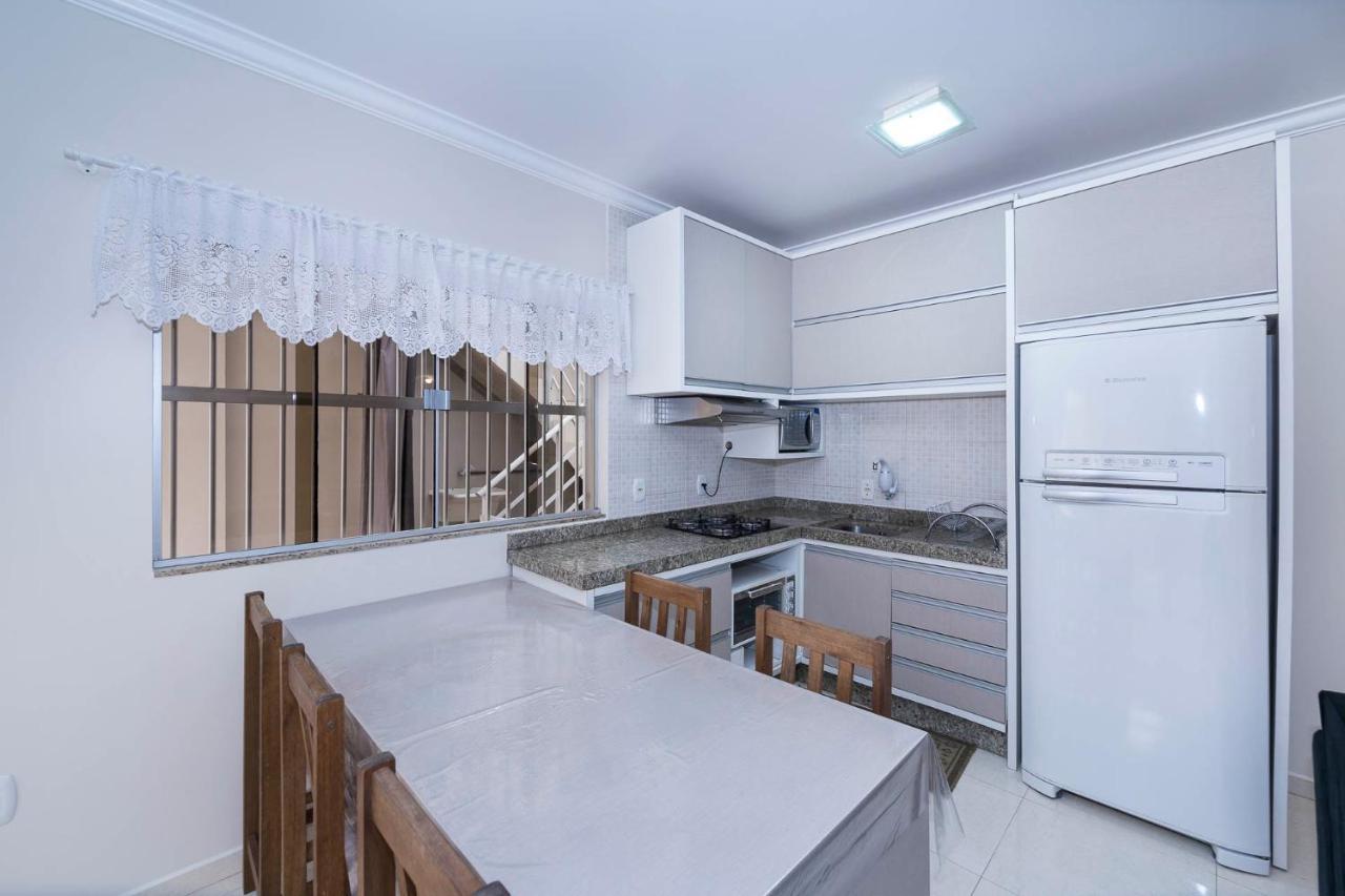 Casa à 80m da praia Bombinhas Esterno foto